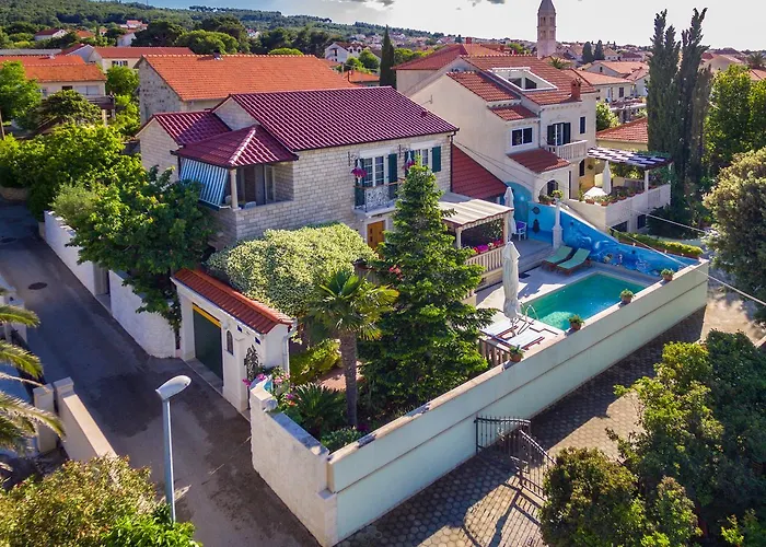 Camellia - Adults Only Apartment Supetar